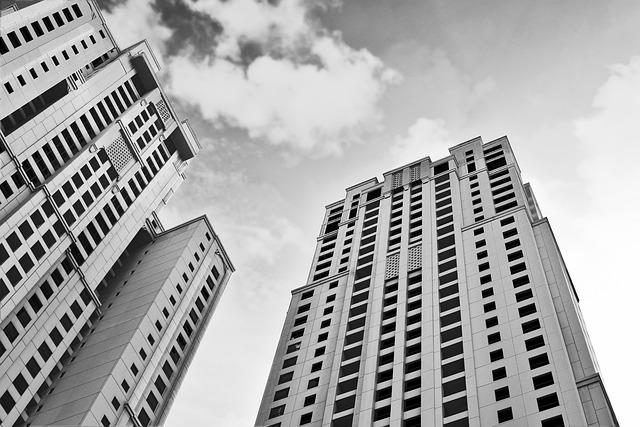tallest-gffe77682b_640